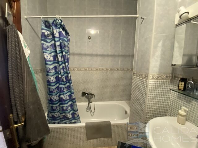 Casa Pedro: Village or Town House for Sale in Purchena, Almería