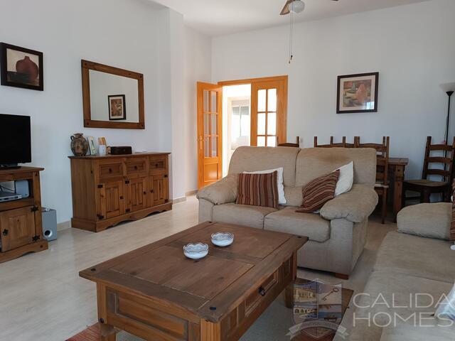 Casa Penelope : Resale Villa for Sale in Partaloa, Almería