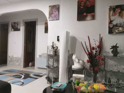 Chalet Piedra: Detached Character House in Oria, Almería