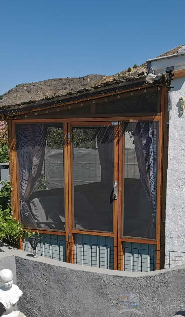 Chalet Piedra: Detached Character House for Sale in Oria, Almería