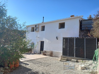 Casa Privado: Detached Character House in Almanzora, Almería