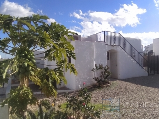 casa Ray y Eve: Resale Villa for Sale in Mojacar Playa, Almería