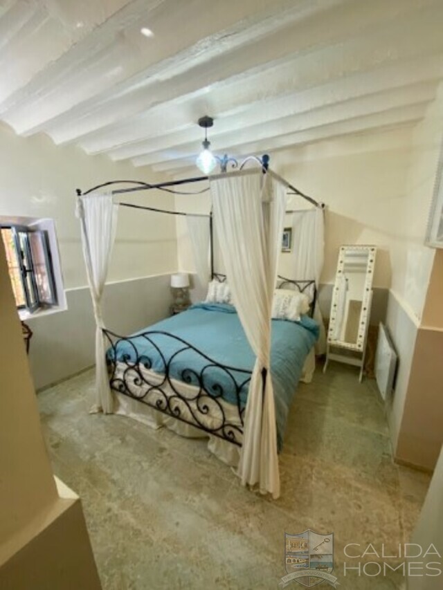 Casa Romance: Terraced Country House for Sale in Cantoria, Almería