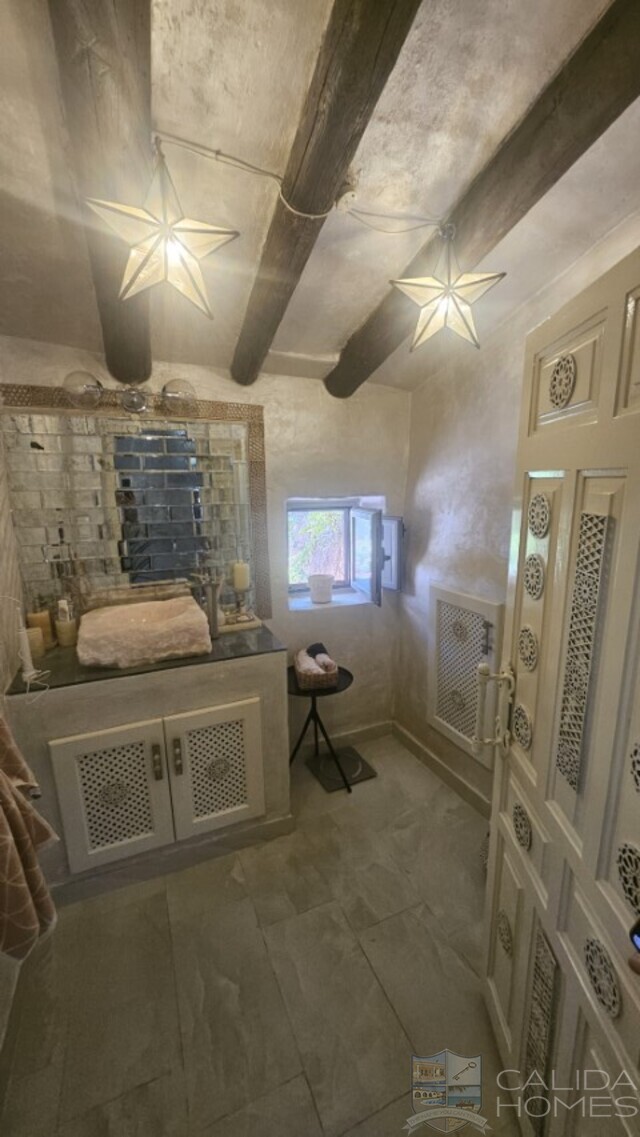 Casa Romance: Terraced Country House for Sale in Cantoria, Almería