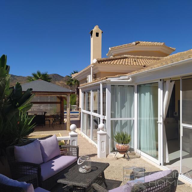 Casa Romantica: Resale Villa for Sale in Partaloa, Almería