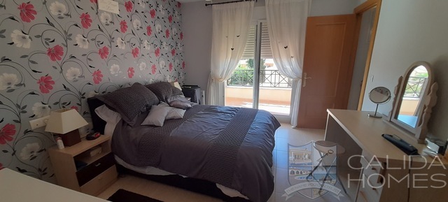 casa romero: Duplex for Sale in La Alfoquia, Almería