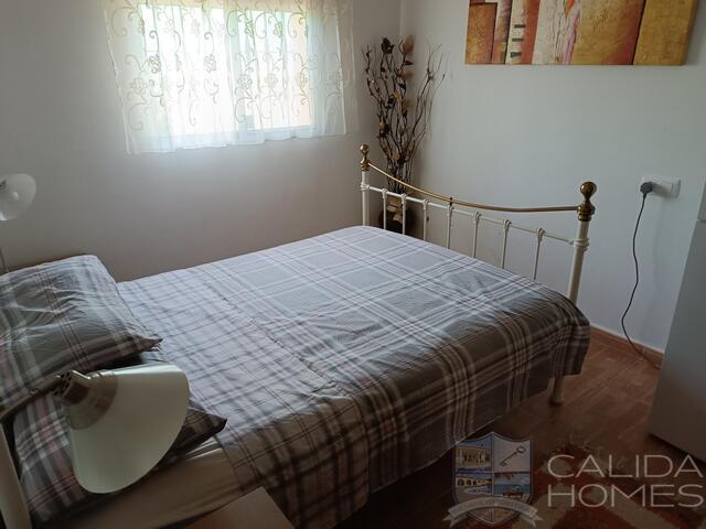 Casa Seeka: Resale Villa for Sale in Arboleas, Almería