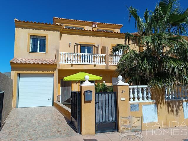 Casa Sunflower: Dorp of Stadshuis te Koop in Arboleas, Almería