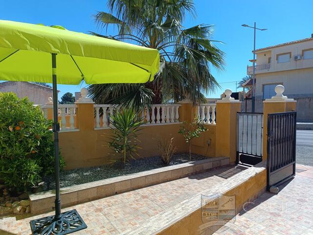 Casa Sunflower: Village or Town House for Sale in Arboleas, Almería