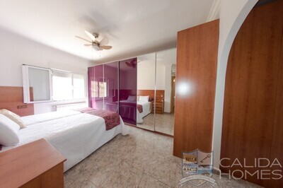 CASA TABERNO: Resale Villa in Taberno, Almería