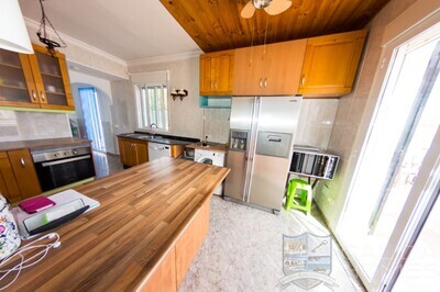 CASA TABERNO: Resale Villa in Taberno, Almería