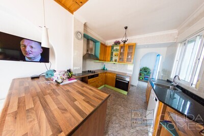 CASA TABERNO: Resale Villa in Taberno, Almería