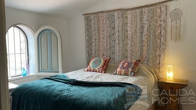 Casa Valley: Detached Character House in Cantoria, Almería