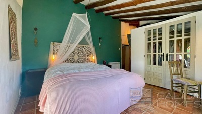 Casa Valley: Detached Character House in Cantoria, Almería