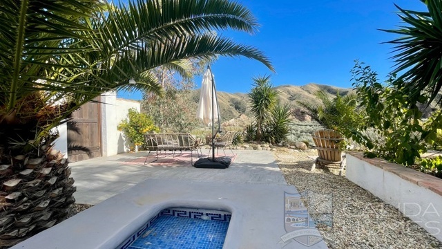 Casa Valley: Detached Character House for Sale in Cantoria, Almería