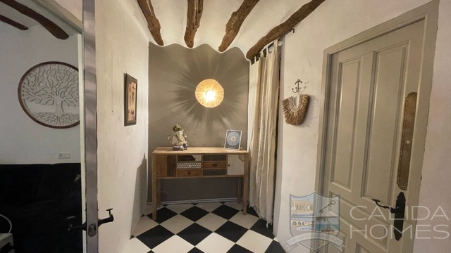 Casa Valley: Detached Character House for Sale in Cantoria, Almería