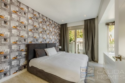 chalet bonita : Resale Villa in Oria, Almería