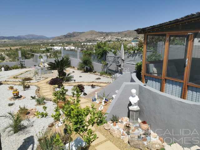 chalet bonita : Resale Villa for Sale in Oria, Almería