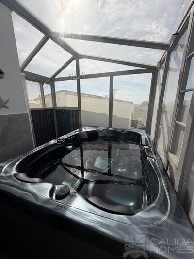 chalet bonita : Resale Villa in Oria, Almería
