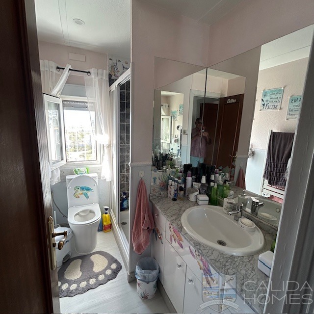 chalet bonita : Resale Villa for Sale in Oria, Almería