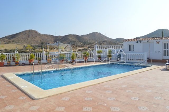 Cla 6760: Resale Villa for Sale in Arboleas, Almería