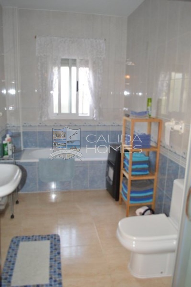 cla 6906: Herverkoop Villa te Koop in Arboleas, Almería