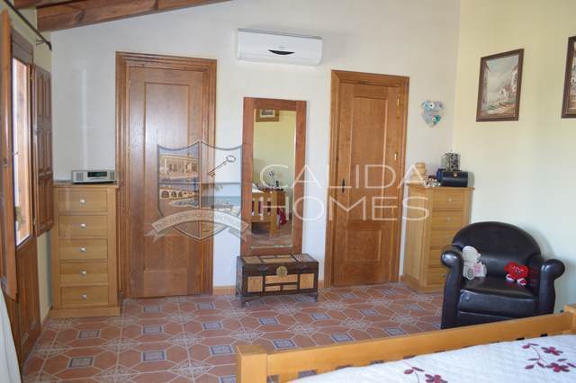 cla 6944: Village or Town House for Sale in Cantoria, Almería