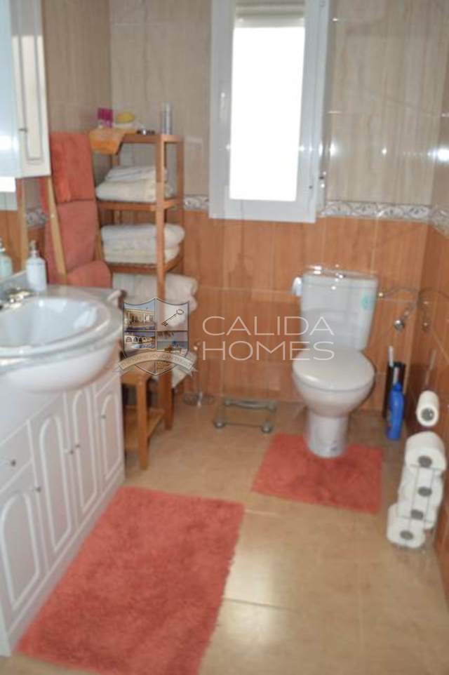 cla 6949 Villa Velez: Resale Villa for Sale in Oria, Almería
