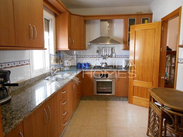 cla 6998: Resale Villa for Sale in Arboleas, Almería