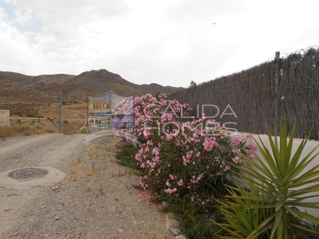 cla 6998: Resale Villa for Sale in Arboleas, Almería