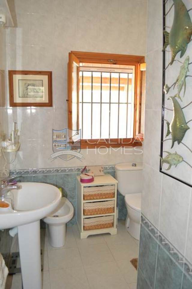 cla 7064: Resale Villa for Sale in Arboleas, Almería