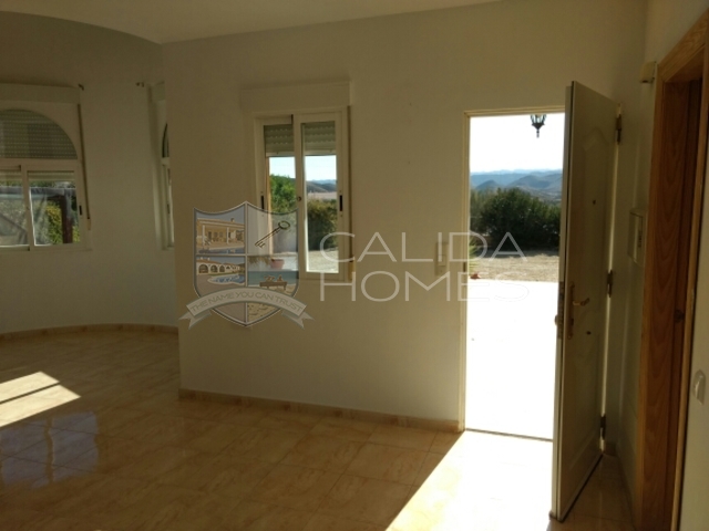 Cla 7075: Herverkoop Villa te Koop in La Piedra Amarilla, Almería