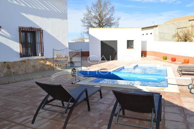 cla 7086: Semi-Detached Property for Sale in Los Cerricos, Almería