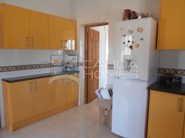 cla 7089: Resale Villa for Sale in Oria, Almería