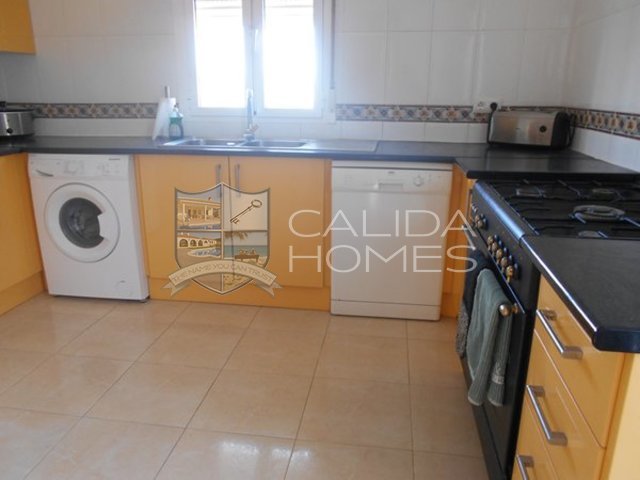 cla 7089: Resale Villa for Sale in Oria, Almería