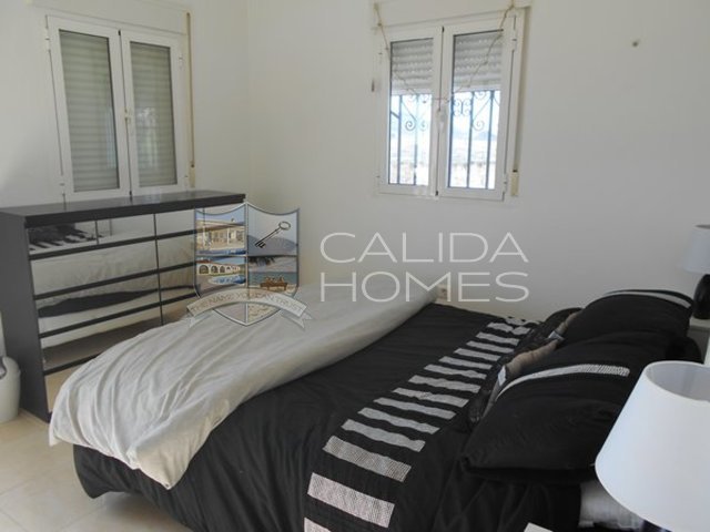 cla 7089: Resale Villa for Sale in Oria, Almería