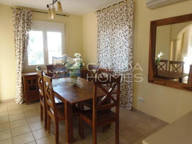 cla 7117: Resale Villa for Sale in Vera, Almería