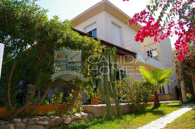 cla 7124: Resale Villa for Sale in Vera, Almería