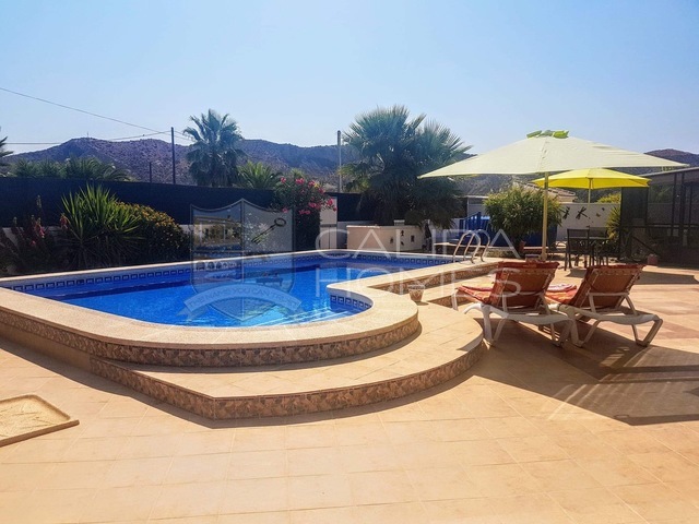 cla 7215: Resale Villa for Sale in Arboleas, Almería