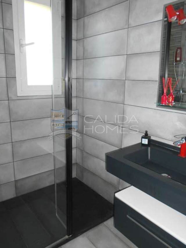 cla 7216: Resale Villa for Sale in Arboleas, Almería