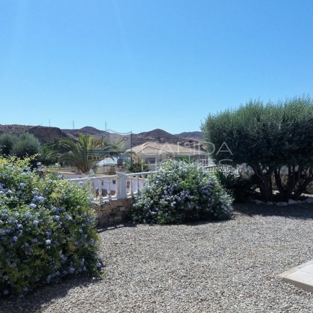 cla 7220: Herverkoop Villa te Koop in Arboleas, Almería