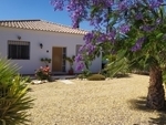 Cla 7298: Resale Villa for Sale in La Hoya (Cantoria), Almería