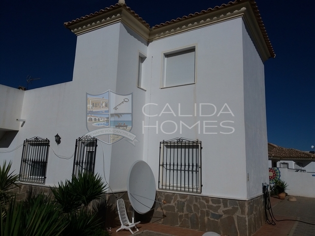 Cla 7306: Resale Villa for Sale in Arboleas, Almería