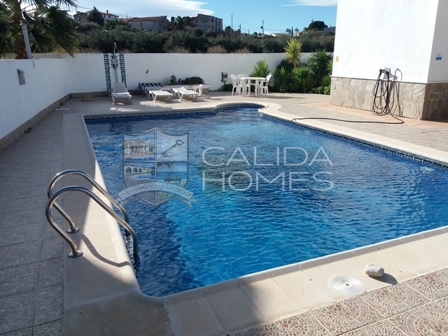 Cla 7306: Herverkoop Villa te Koop in Arboleas, Almería