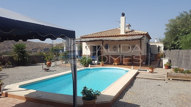 cla 7307: Herverkoop Villa te Koop in Almanzora, Almería