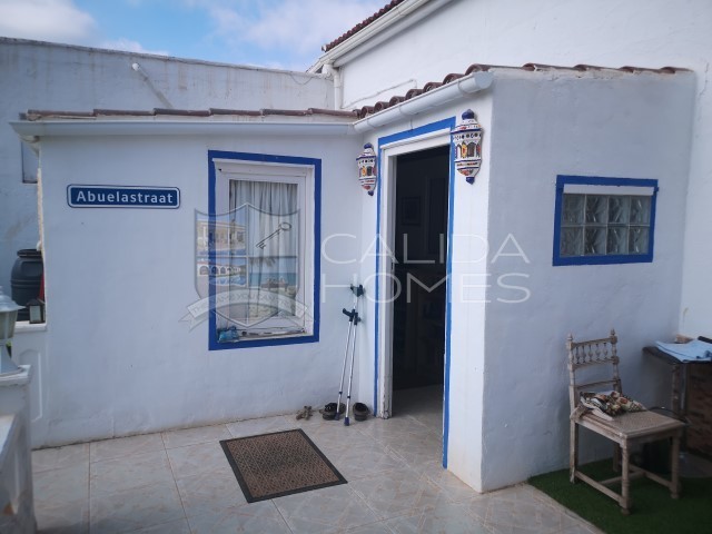 cla 7320: Resale Villa for Sale in Almanzora, Almería