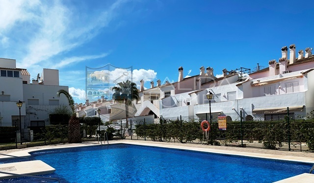 cla 7321: Duplex for Sale in Vera Playa, Almería