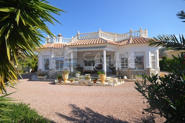 CLA 7369 Villa Paloma Blanco: Herverkoop Villa te Koop in Cantoria, Almería