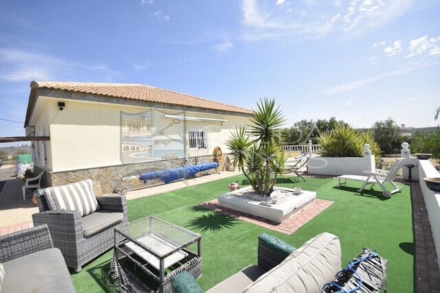 Cla 7396 Villa Jewel : Resale Villa for Sale in Albox, Almería