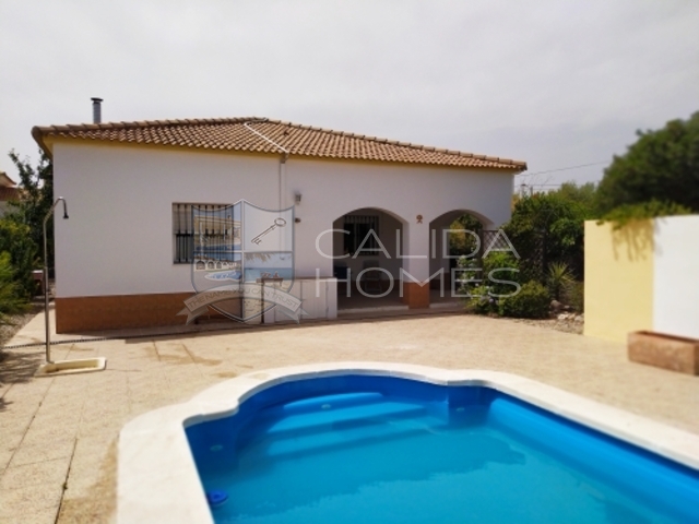 Cla 7402 Villa Sol: Herverkoop Villa te Koop in Zurgena, Almería